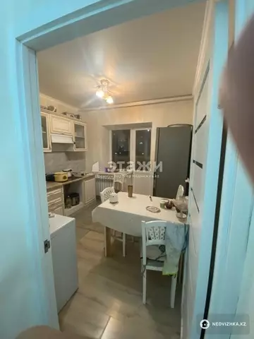 2-комнатная квартира, этаж 2 из 8, 55 м²