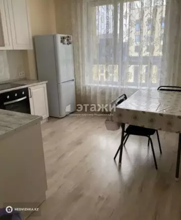 2-комнатная квартира, этаж 10 из 22, 65 м²