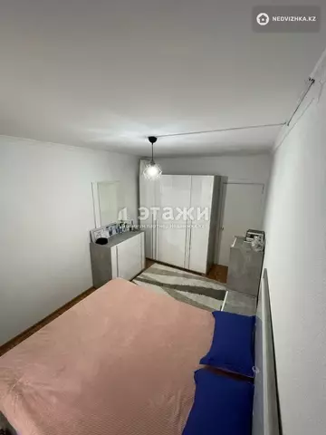 2-комнатная квартира, этаж 4 из 5, 49 м²