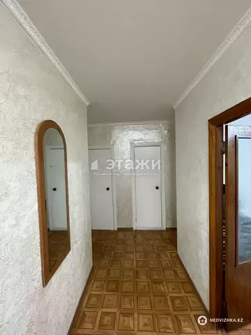 2-комнатная квартира, этаж 4 из 5, 49 м²