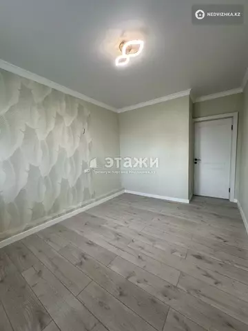 1-комнатная квартира, этаж 4 из 5, 42 м²