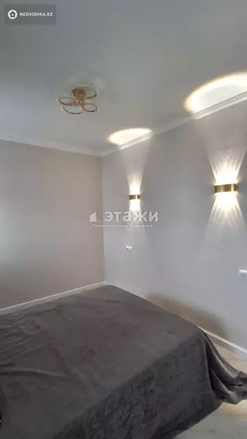 1-комнатная квартира, этаж 4 из 5, 42 м²