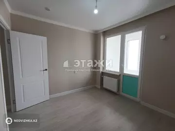 2-комнатная квартира, этаж 3 из 9, 43 м²