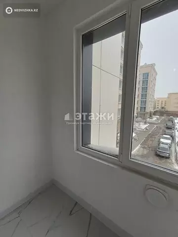 2-комнатная квартира, этаж 3 из 9, 43 м²