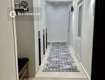 2-комнатная квартира, этаж 3 из 10, 70 м²