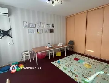 1-комнатная квартира, этаж 3 из 3, 34 м²