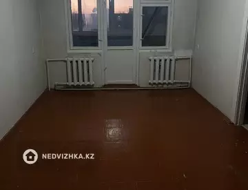 4-комнатная квартира, этаж 4 из 5, 72 м²