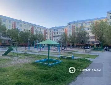 3-комнатная квартира, этаж 4 из 5, 80 м²