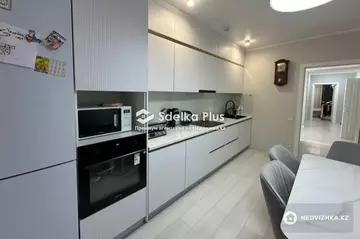 3-комнатная квартира, этаж 3 из 12, 90 м²