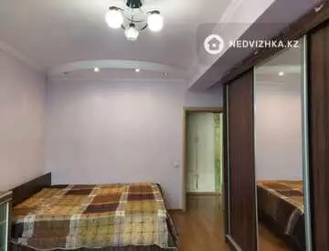 2-комнатная квартира, этаж 3 из 5, 82 м²