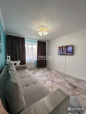 1-комнатная квартира, этаж 5 из 5, 34 м²