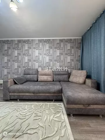 2-комнатная квартира, этаж 4 из 4, 55 м²