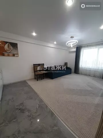 68 м², 2-комнатная квартира, этаж 3 из 12, 68 м², изображение - 2