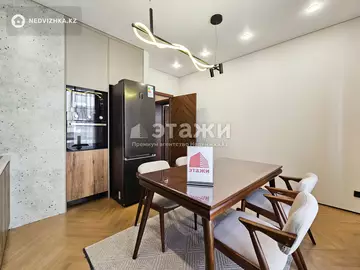 2-комнатная квартира, этаж 6 из 19, 91 м², посуточно