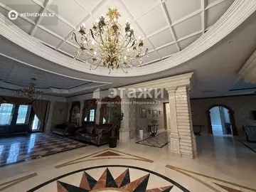 3-комнатная квартира, этаж 1 из 6, 160 м²