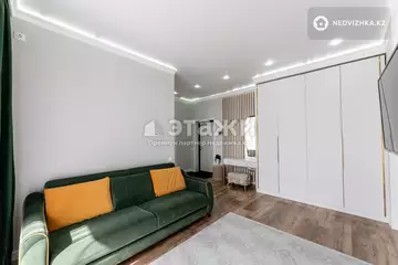 2-комнатная квартира, этаж 9 из 10, 56 м²