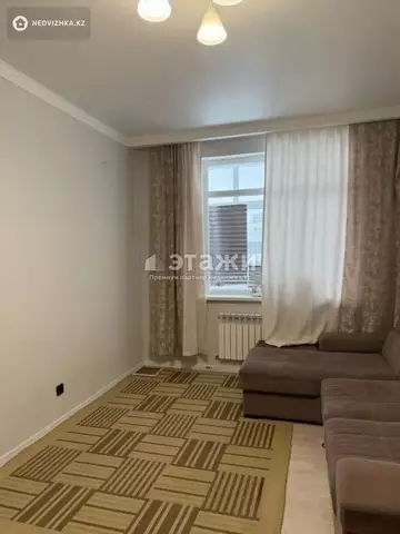 1-комнатная квартира, этаж 10 из 10, 38 м²