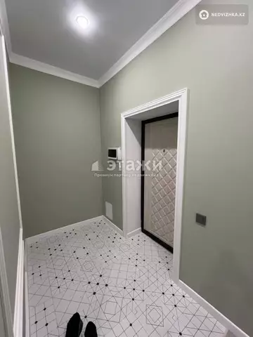 2-комнатная квартира, этаж 4 из 4, 48 м²