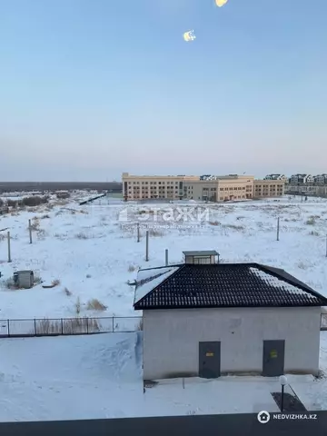 2-комнатная квартира, этаж 4 из 4, 48 м²