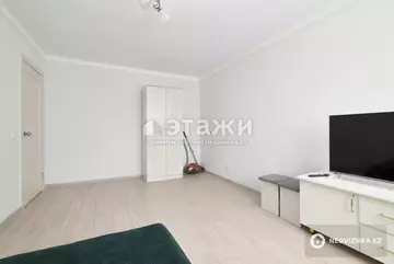 1-комнатная квартира, этаж 4 из 9, 36 м²