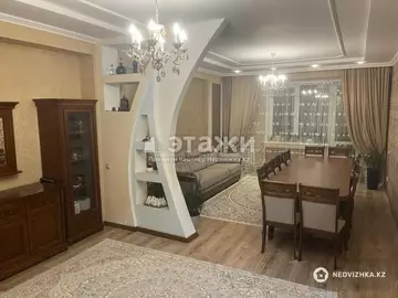 4-комнатная квартира, этаж 7 из 21, 113 м²