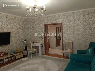 4-комнатная квартира, этаж 14 из 14, 104 м²