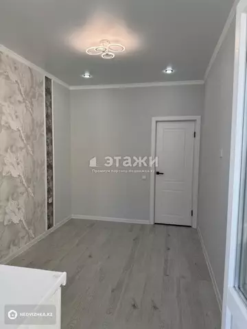 2-комнатная квартира, этаж 4 из 9, 40 м²