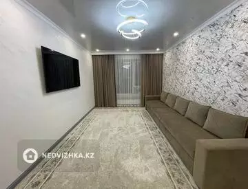 2-комнатная квартира, этаж 8 из 12, 55 м²