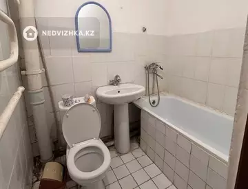 42.3 м², 2-комнатная квартира, этаж 3 из 5, 42 м², изображение - 2
