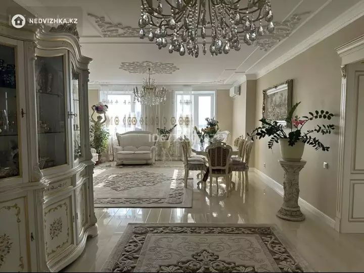 125 м², 3-комнатная квартира, этаж 8 из 12, 125 м², изображение - 1