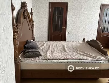 3-комнатная квартира, этаж 7 из 12, 125 м²