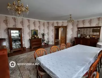 6-комнатный дом, 15 соток, 300 м²