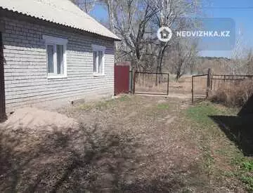4-комнатная дача, 6 соток, 80 м²