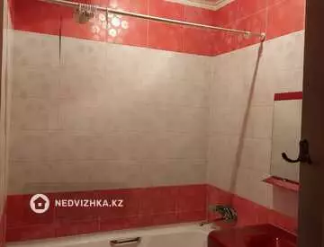 2-комнатная квартира, этаж 3 из 5, 82 м²