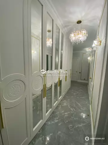 3-комнатная квартира, этаж 5 из 9, 100 м²