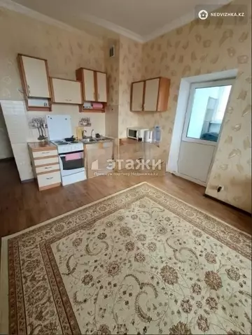 1-комнатная квартира, этаж 10 из 22, 38 м²