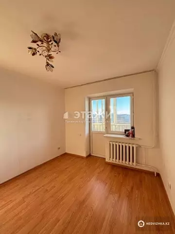1-комнатная квартира, этаж 4 из 5, 30 м²