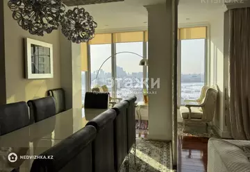 7-комнатная квартира, этаж 18 из 22, 300 м²