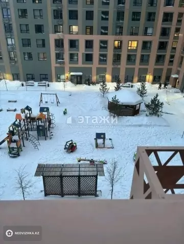 1-комнатная квартира, этаж 4 из 9, 40 м²