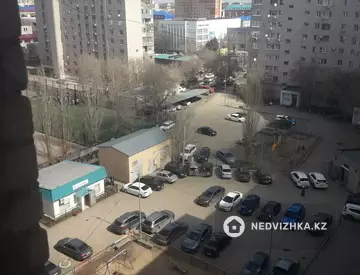 3-комнатная квартира, этаж 9 из 9, 63 м²