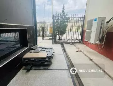 Здание, 4 этажа, 1 270 м²