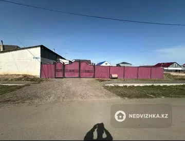2-комнатный дом, 10 соток, 60 м²