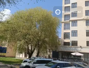 Здание, 2 этажа, 200 м²