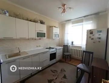 2-комнатная квартира, этаж 4 из 9, 52 м²