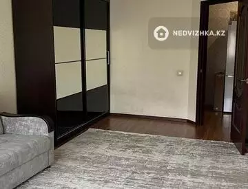 1-комнатная квартира, этаж 6 из 17, 48 м², на длительный срок