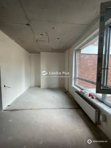2-комнатная квартира, этаж 4 из 19, 42 м²