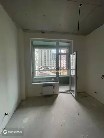 2-комнатная квартира, этаж 4 из 19, 42 м²