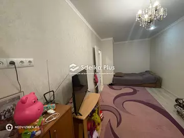 1-комнатная квартира, этаж 3 из 12, 43 м²