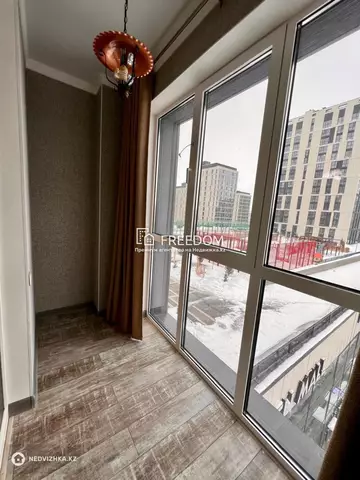 2-комнатная квартира, этаж 11 из 19, 58 м²