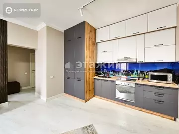 2-комнатная квартира, этаж 30 из 30, 60 м², на длительный срок